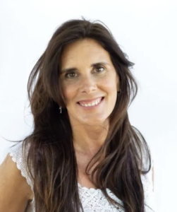 Portrait of Laura Zommer.